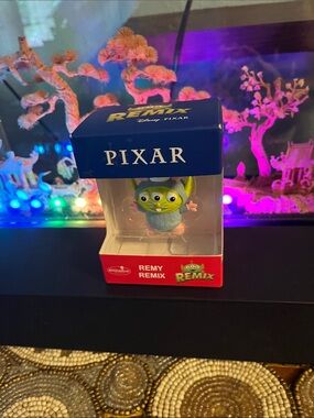 Disney Pixar Remy Remix Alien Plush - Green/Blue